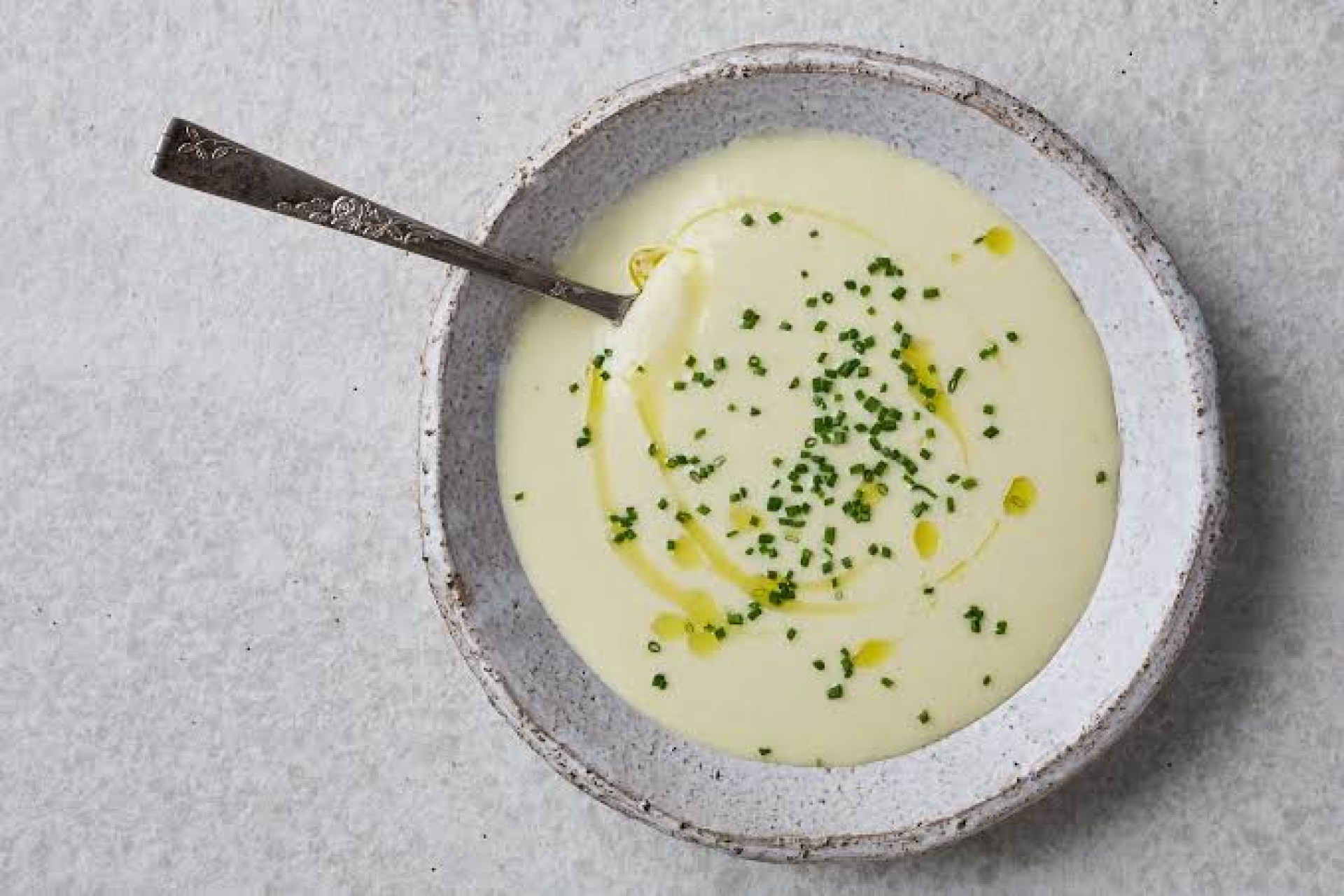 Sopa de alho-poró (Foto: Divulgação)