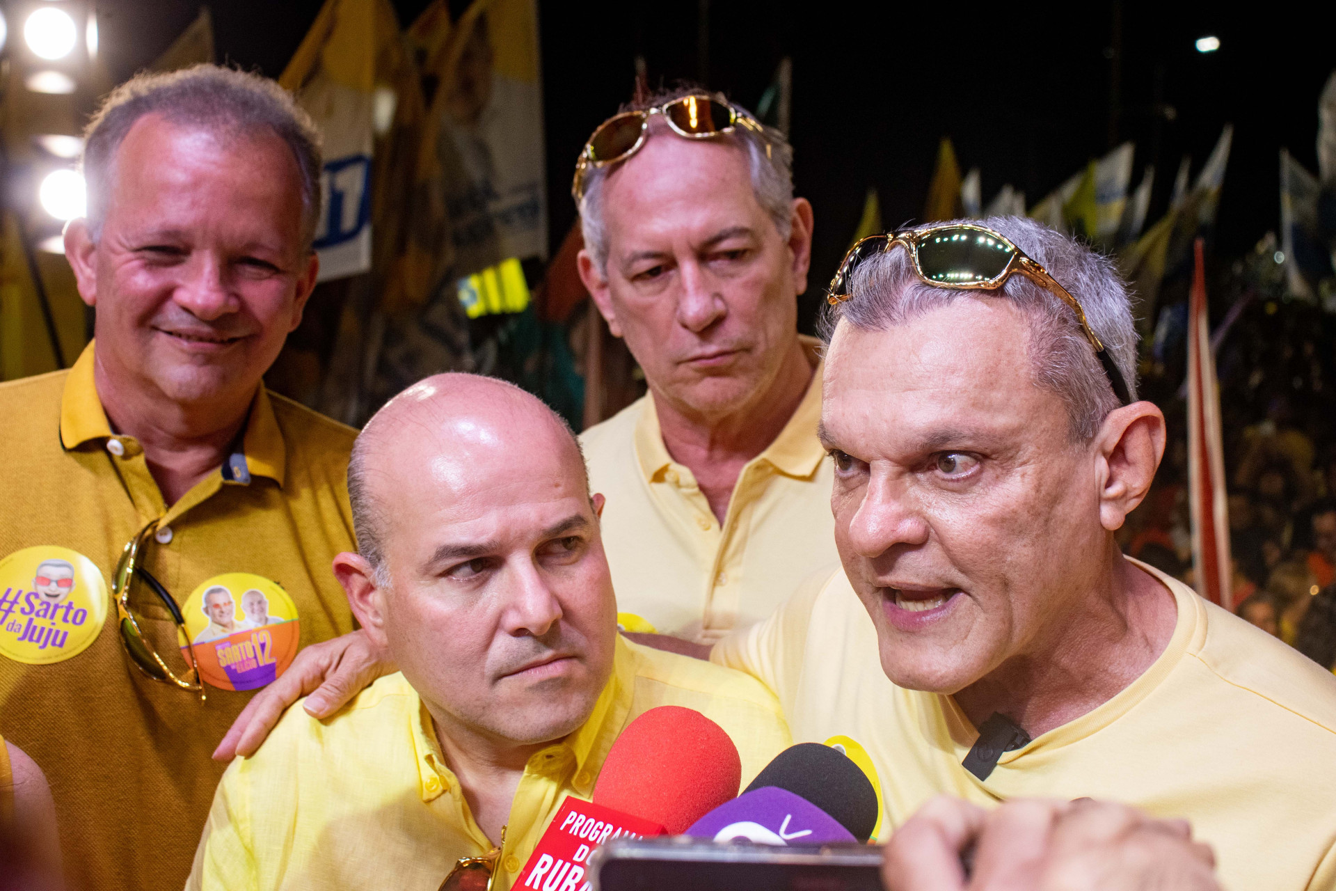 ￼INAUGURAÇÃO do Comitê Oficial de José Sarto (PDT) com a presença de Roberto Claudio e Ciro Gomes, junto com os apoiadores (Foto: Samuel Setubal)