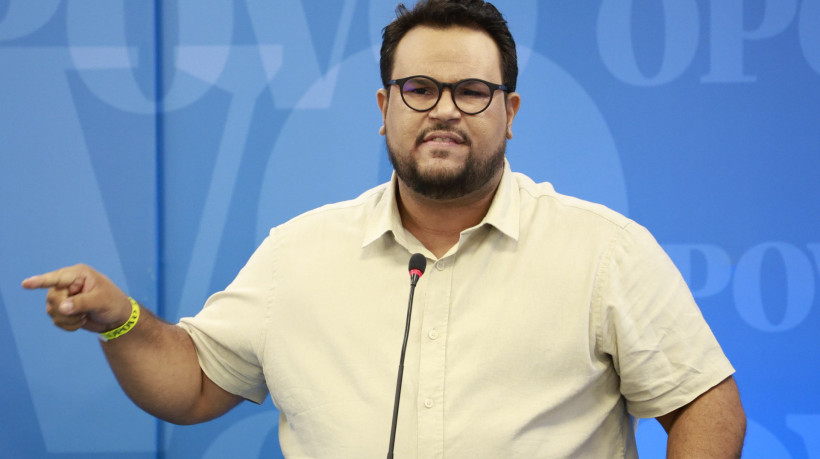 Candidato do Psol, Técio Nunes, no debate promovido pelo O POVO