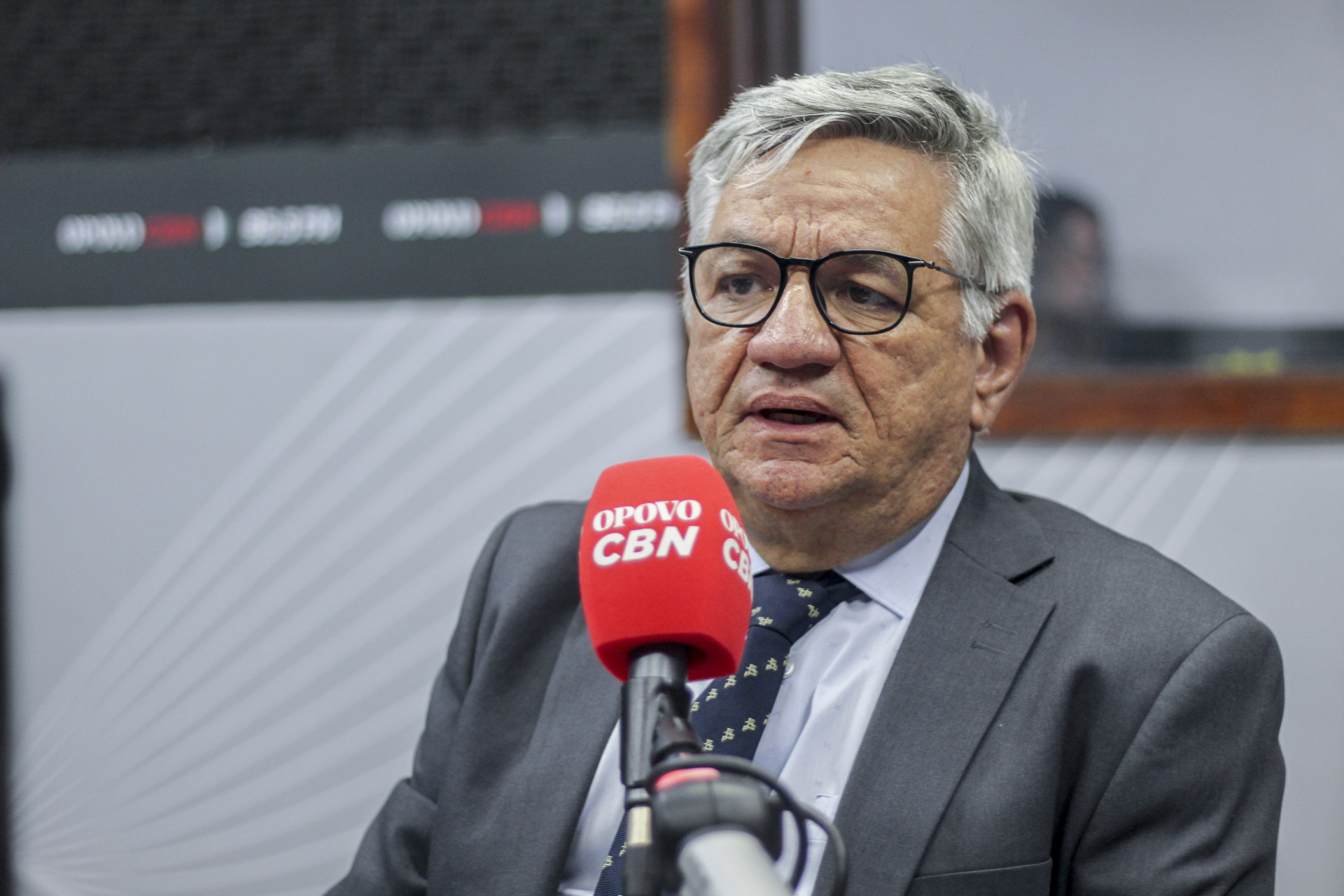 ￼ALEXANDRE Cialdini tratou também de temas como concursos públicos e obras de infraestrutura  (Foto: Matheus Souza)