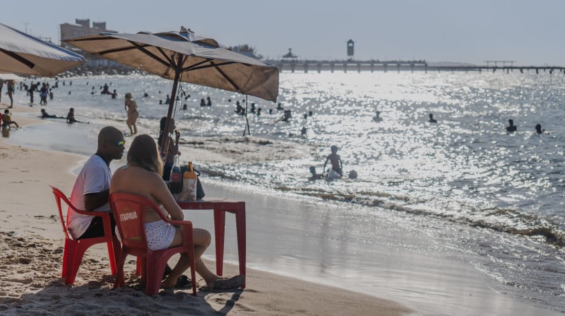 FORTALEZA-CE, BRASIL, 01-09-2024: Movimentação da Nova Praia de Iracema. Na foto, a Praia dos Crush.(Foto: Fernanda Barros/O Povo)