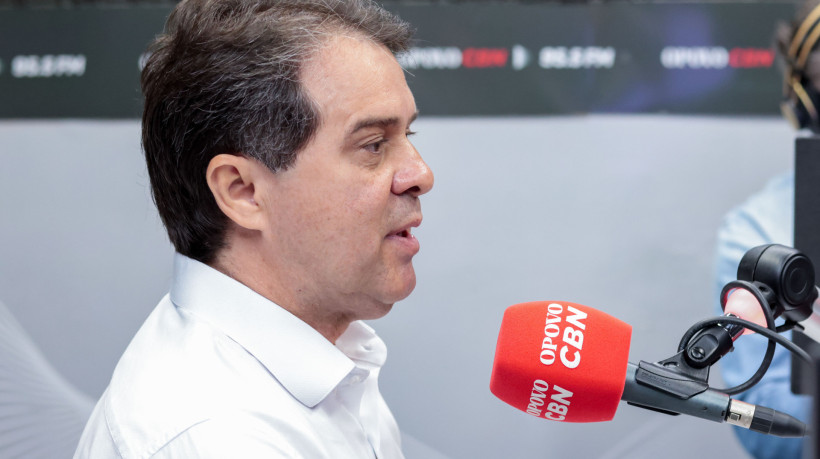 FORTALEZA, CEARÁ, BRASIL, 03-09-2024: Sabatina do canditado a prefeitura Evandro Leitão do PT na Radio O Povo CBN. (Foto: Samuel Setubal/ O Povo)