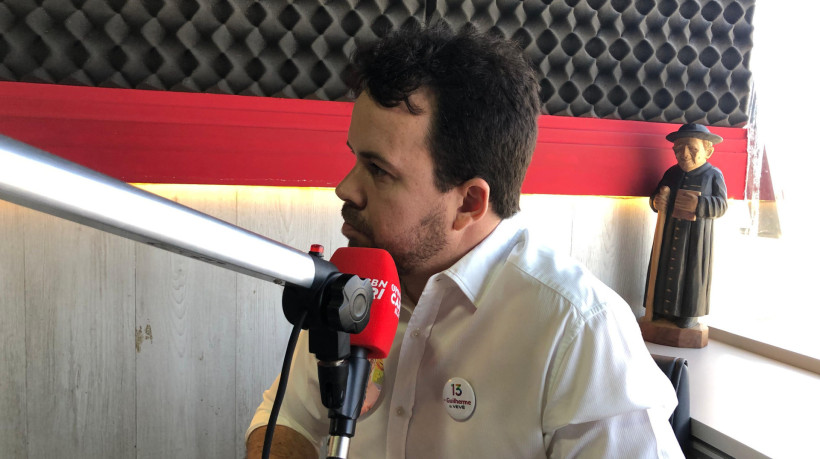 ￼GUILHERME Saraiva (PT) em sabatina na Rádio O POVO CBN Cariri