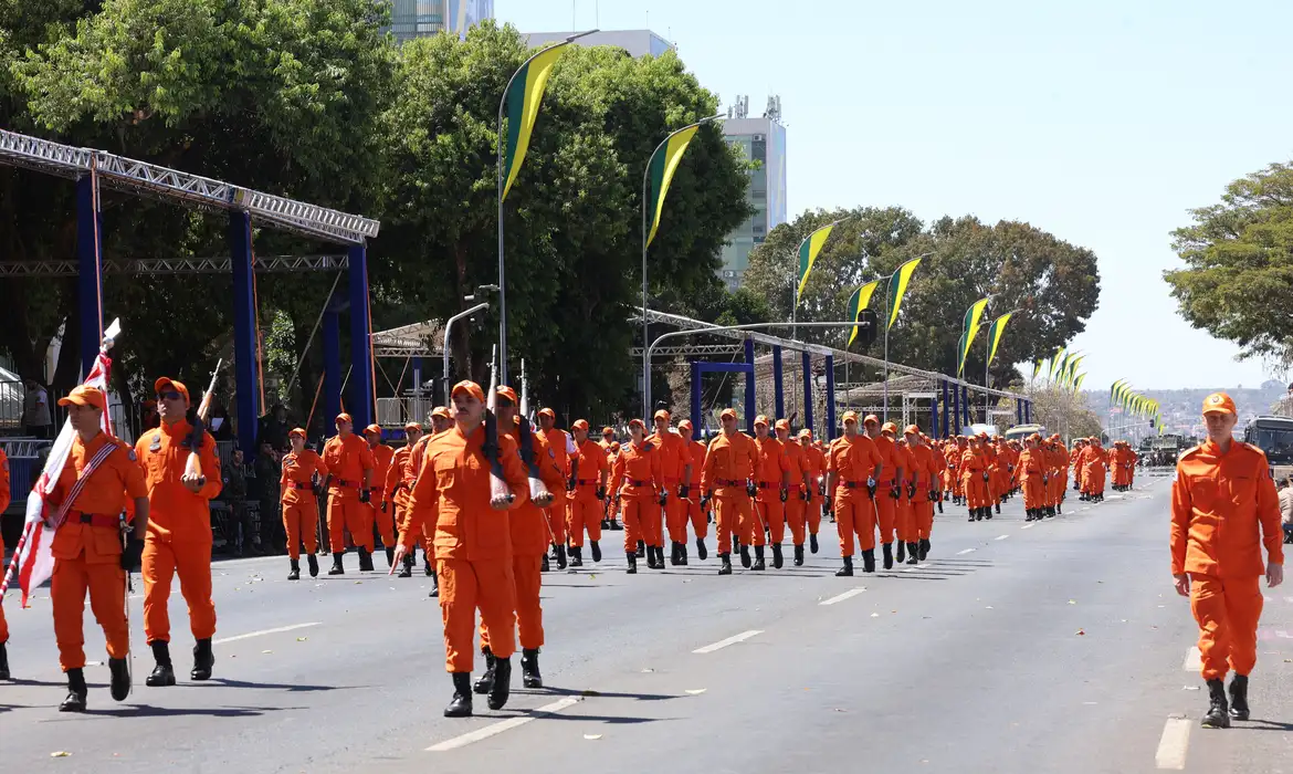 Esplanada pronta para a festa do 7 de Setembro em Brasília