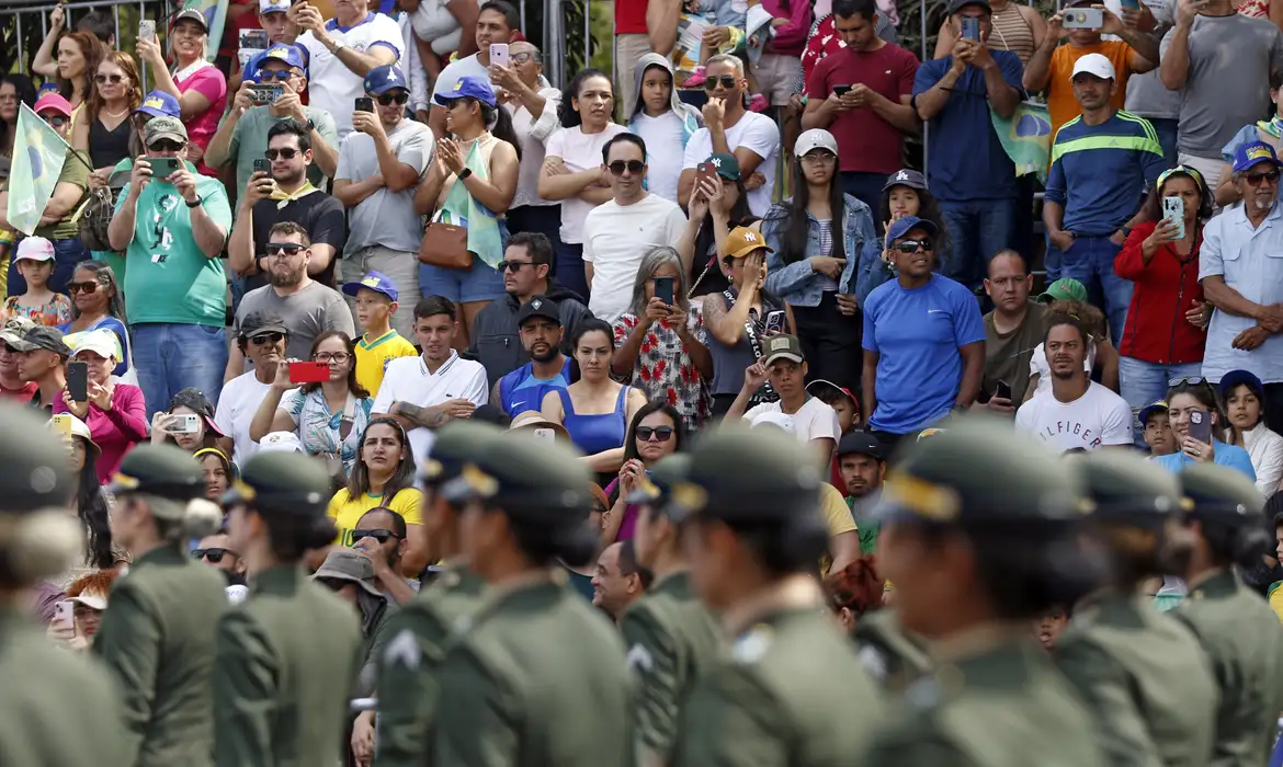 Público destaca caráter plural do desfile de 7 de Setembro em Brasília