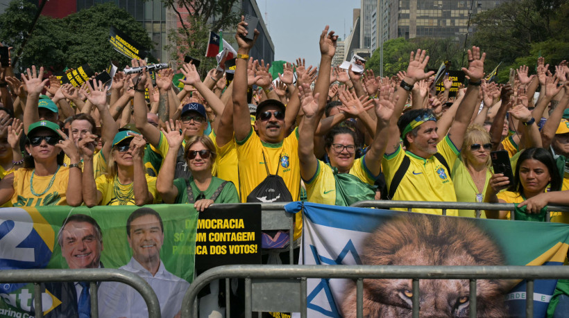 Snippers da Polícia de São Paulo localizados em prédio durante ato com Bolsonaro e o governador Tarcísio de Freitas, na Avenida Paulista, em 7 de setembro de 2024