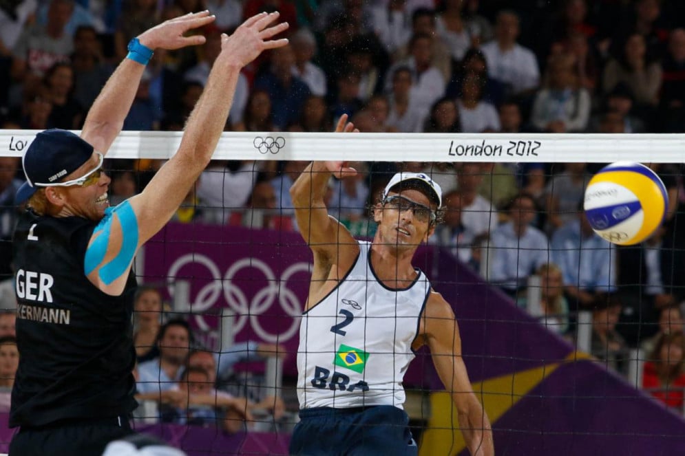 Emanuel em jogo do vôlei de praia na Olimpíada de Londres-2012