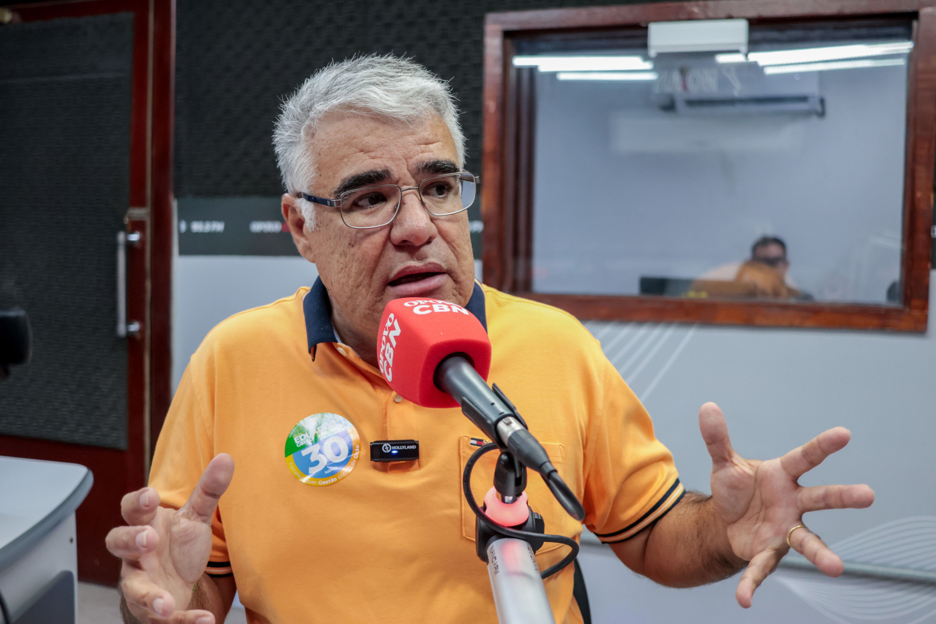 FORTALEZA, CEARÁ, BRASIL, 11-09-2024: Sabatina do canditado a prefeitura Eduardo Girão do Novo na Radio O Povo CBN. (Foto: Samuel Setubal/ O Povo) (Foto: Samuel Setubal)