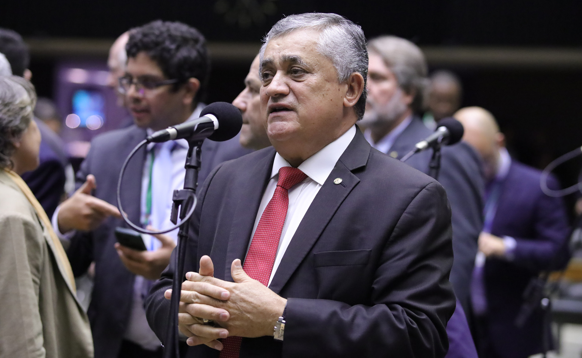 ￼JOSÉ Guimarães assumiu a relatoria do projeto no lugar da deputada Any Ortiz  (Foto: Mário Agra/Câmara dos Deputados)