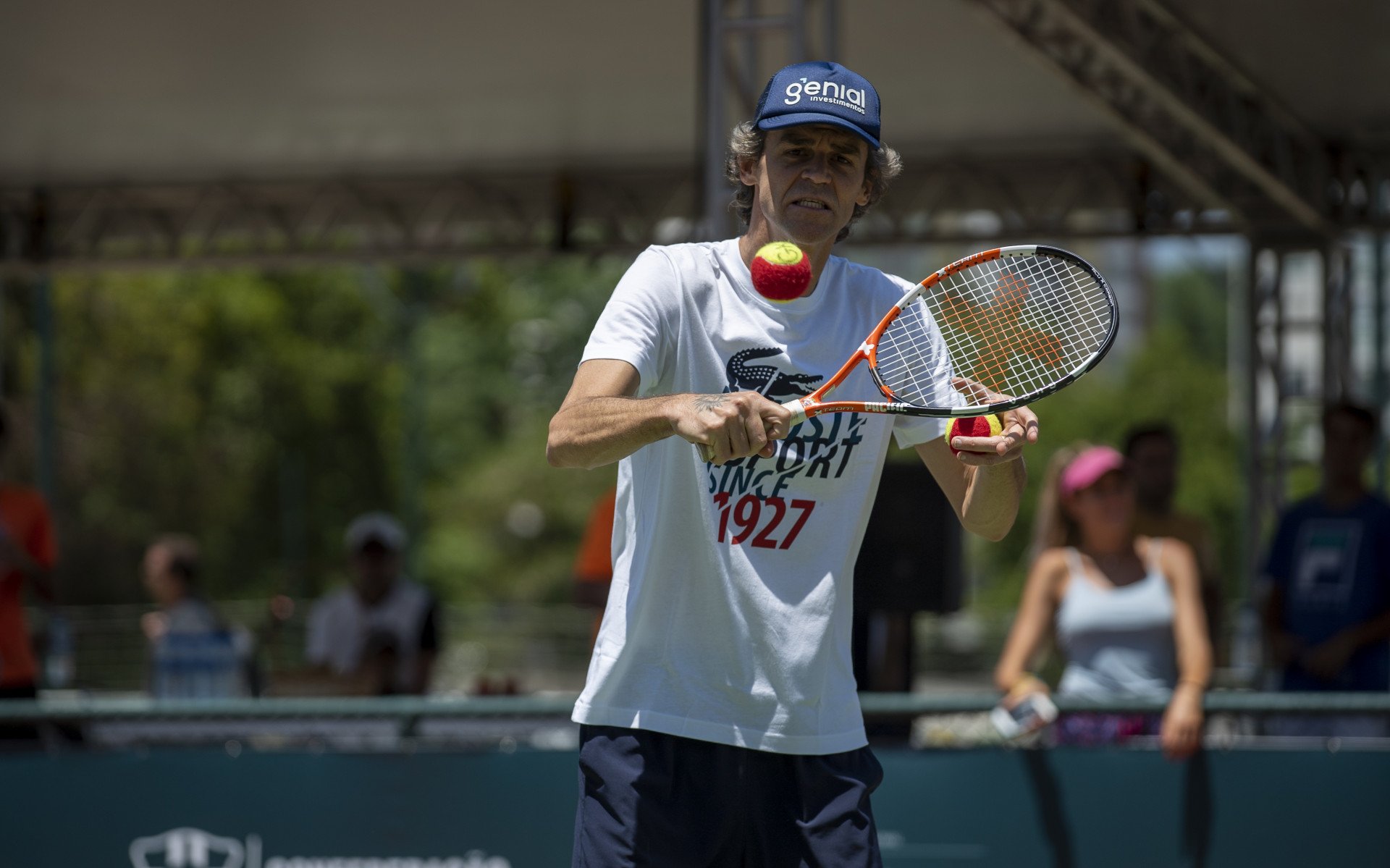 Gustavo Kuerten foi tricampeão de Roland Garros (Foto: Green Filmes/CBT)