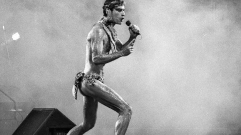 Ney Matogrosso foi a primeira atração do festival Rock In Rio, em 1985