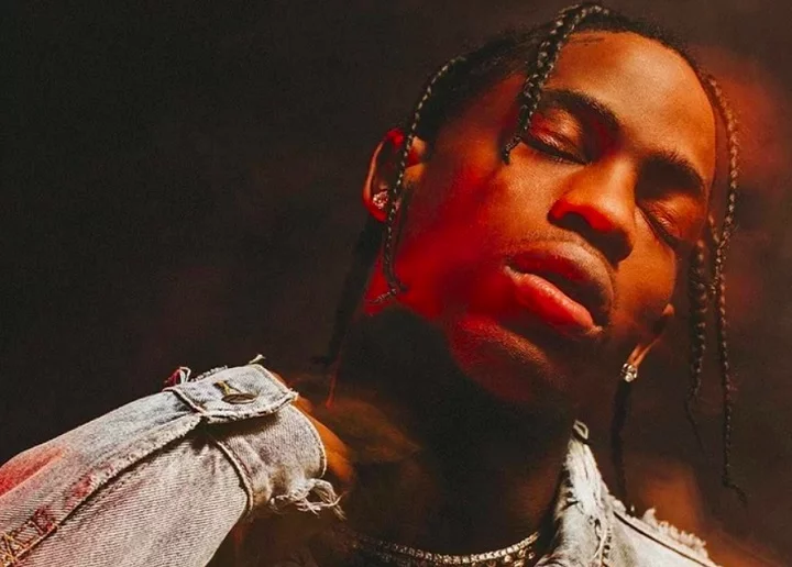 O trapper Travis Scott será a principal atração da noite de abertura do Rock in Rio 2024 nesta sexta-feira (13/09). Ele subirá ao Palco Mundo após as apresentações de Ludmilla, Matuê e 21 Savage. 