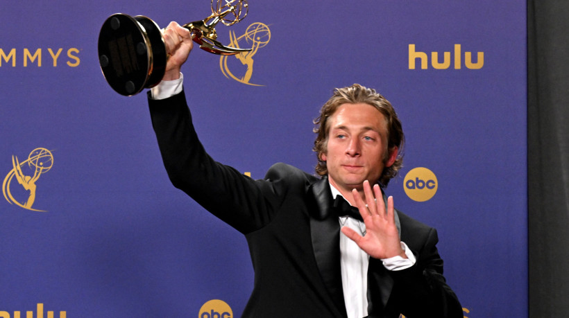 Emmy 2024: Jeremy Allen White é eleito melhor ator em série de comédia