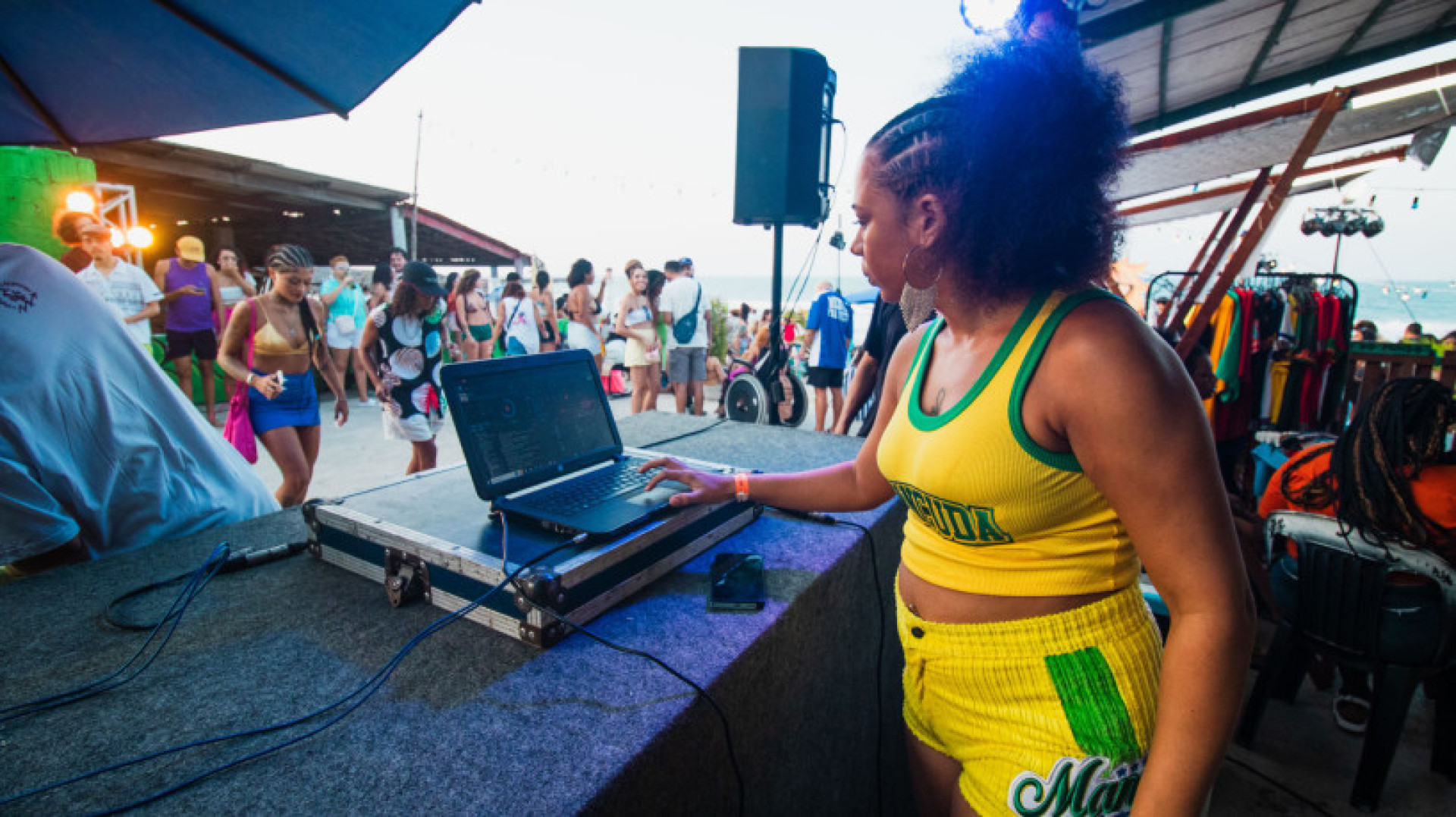 Barraca Foi Sol, na Barra do Ceará, recebe a festa Sambaile (Foto: Foi Sol/Divulgação)