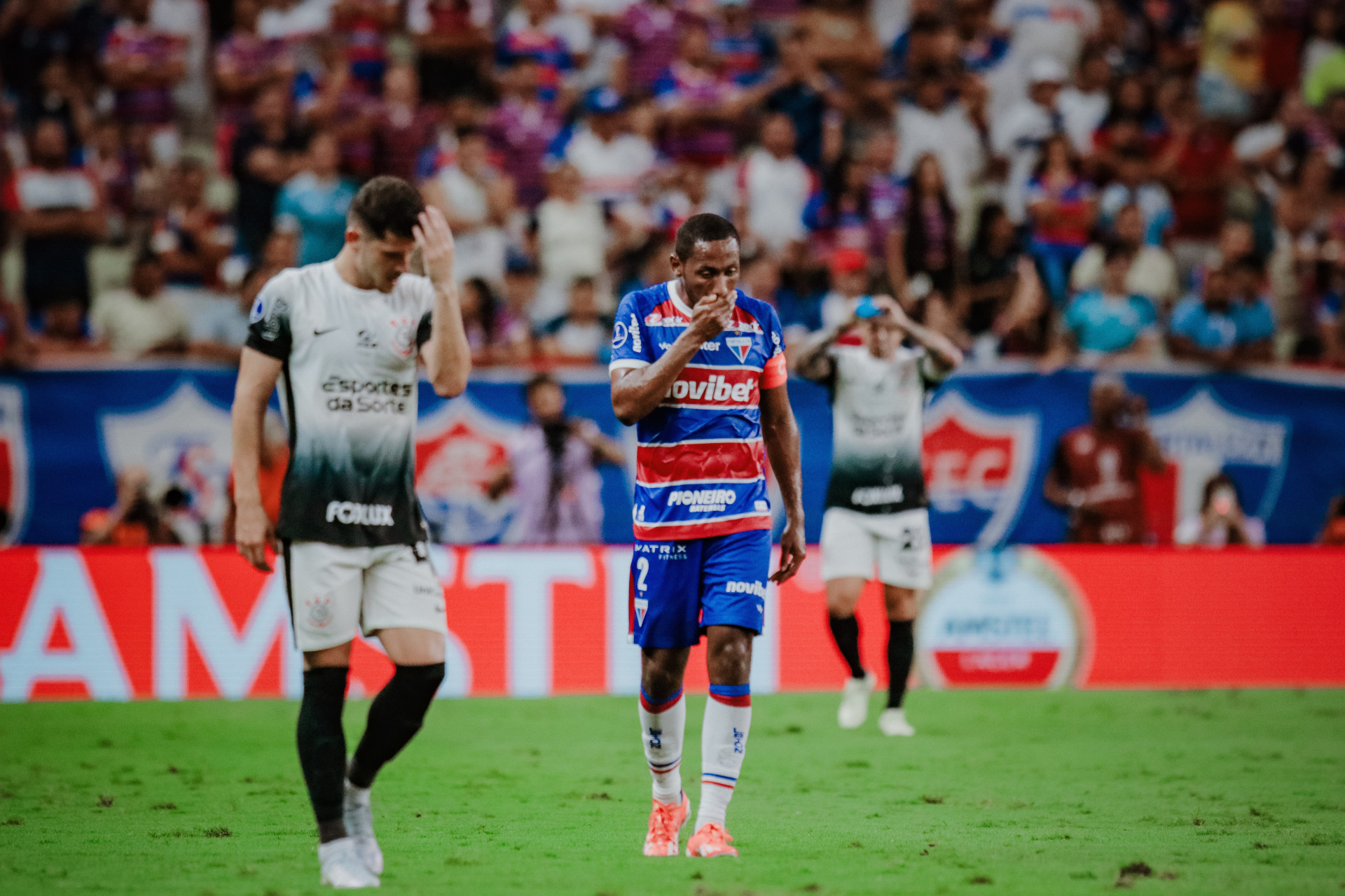 FORTALEZA-CE, BRASIL, 17-09-2024: Jogo entre Fortaleza 0 x 2 Corinthians pela Copa Sulamericana 2024 no estádio Castelão. (Foto: Samuel Setubal/O Povo)  (Foto: Samuel Setubal)