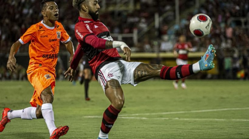 Gabriel Barbosa perdeu espaço no Flamengo desde a chegada do técnico Tite