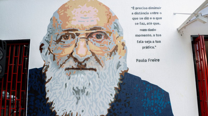 Instituto lança série que desmistifica obra de Paulo Freire 