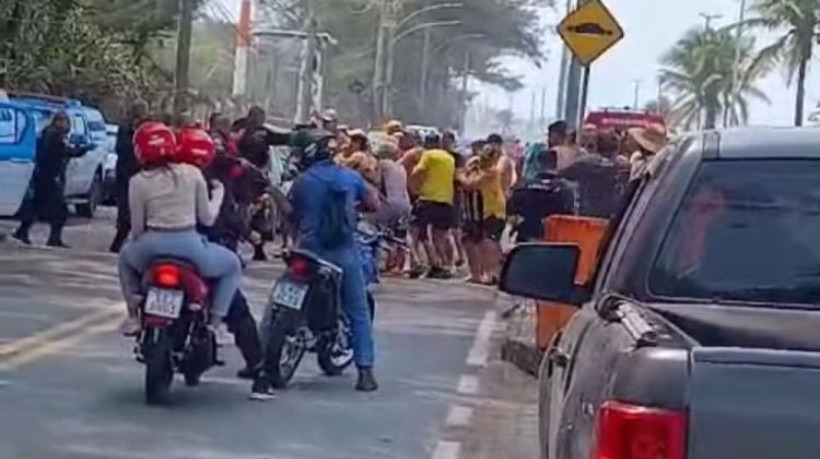 Torcedores do Flamengo e Peñarol brigam no Rio de Janeiro