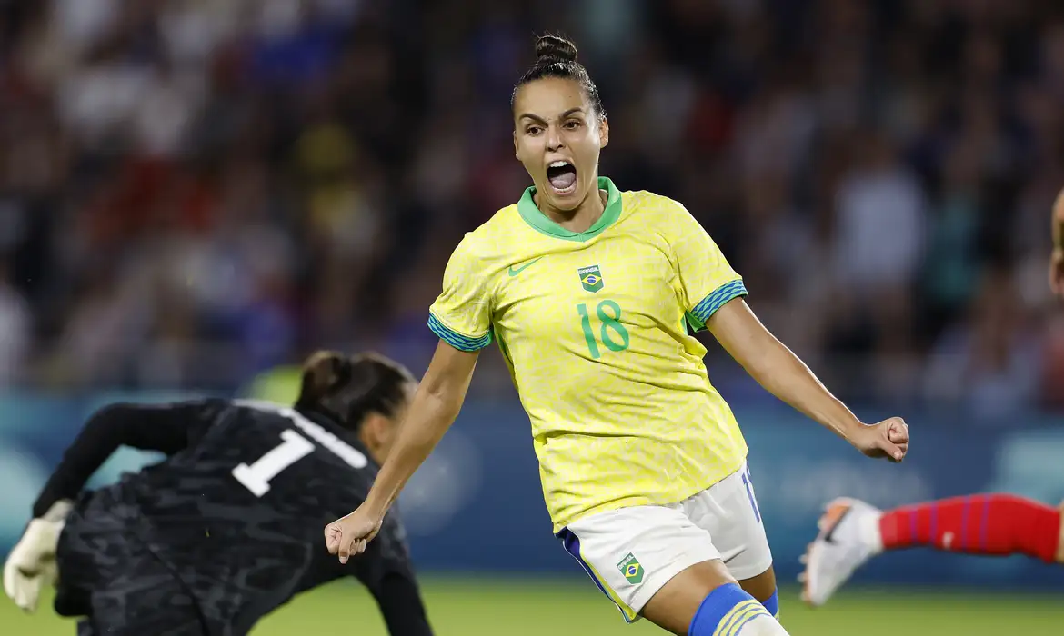 Seleção feminina inicia preparação para Copa de 2027 contra a Colômbia