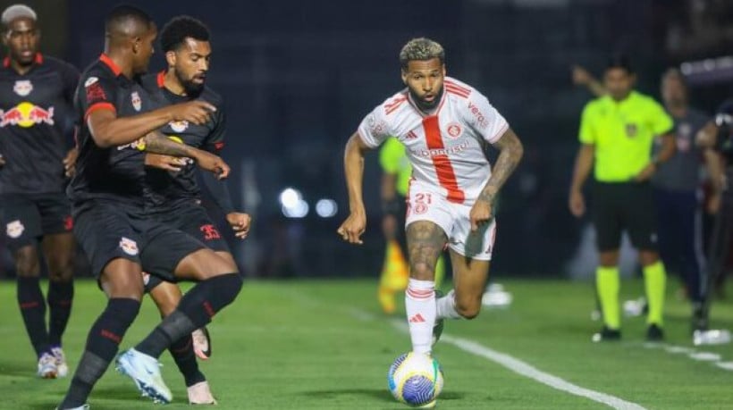 Equatoriano marca pela primeira vez na competição e garante empate do Colorado por 2 a 2 com o Massa Bruta, em Bragança Paulista