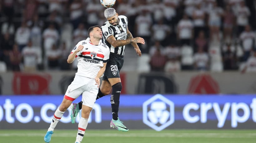 O São Paulo vai enfrentar o Botafogo: veja onde assistir ao vivo ao jogo da Libertadores. 