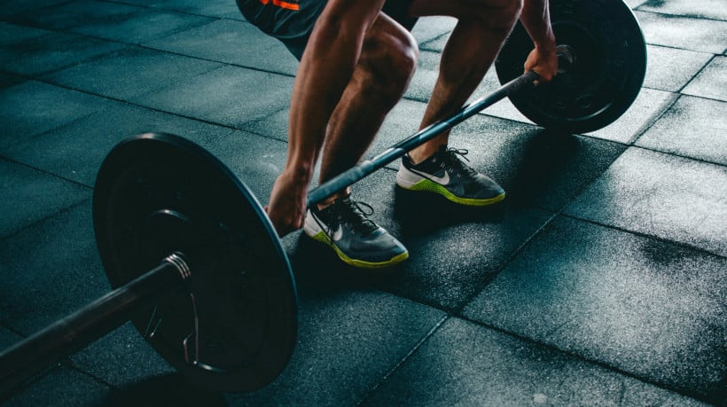 Cutting e bulking são métodos para perda de gordura e ganho de massa muscular