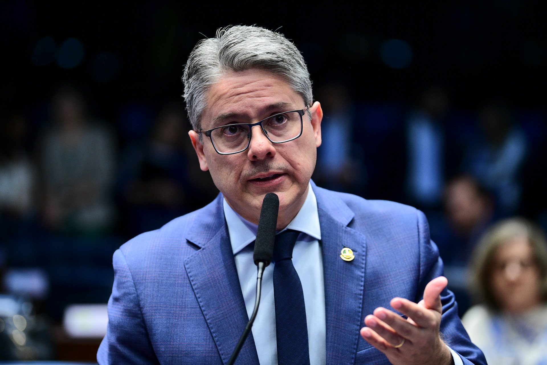 ￼SENADOR Alessandro Vieira (MDB-SE) propôs mecanismos para limitar uso de apostas para beneficiários do CadÚnico (Foto: Pedro França)