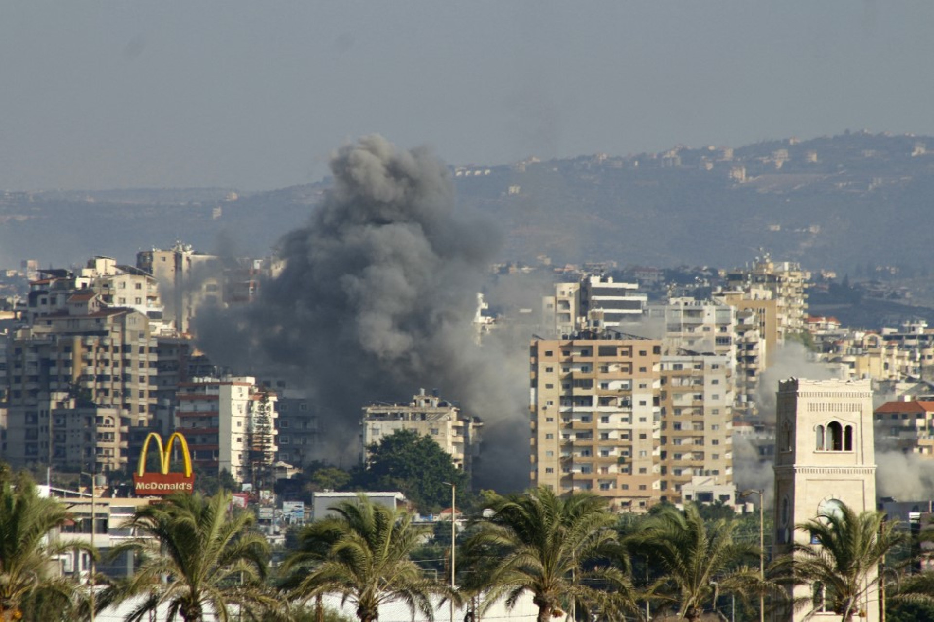 Ataques acontecem em Israel e no Líbano (Foto:  Kawnat HAJU / AFP)