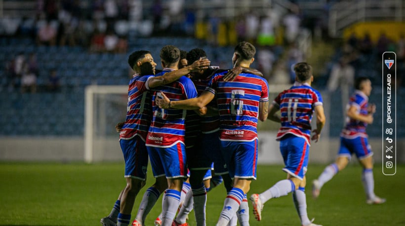 Jogadores do Fortaleza festejam gol marcado na final do Cearense Sub-20