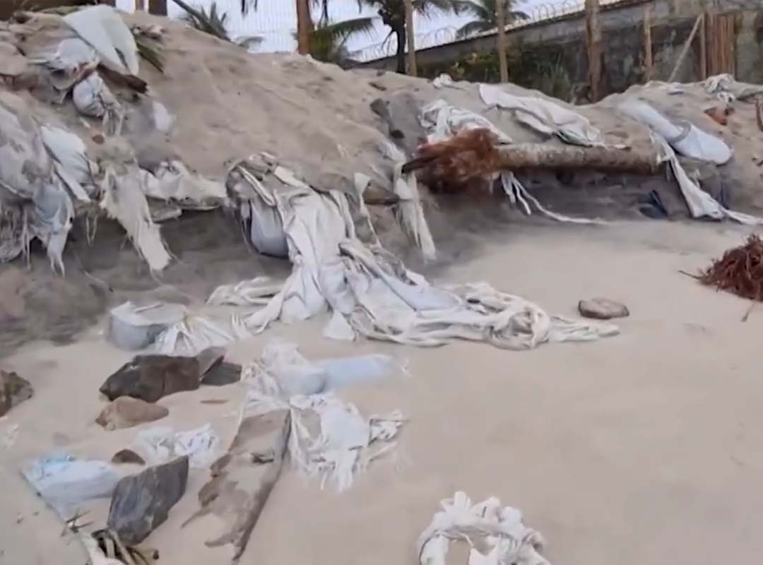 Nas últimas décadas, várias praias do litoral brasileiro têm sofrido com os danos causados pela erosão costeira. Em alguns casos, a ameaça é até mesmo de desaparecimento. Um problema que vem se agravando a olhos vistos. 