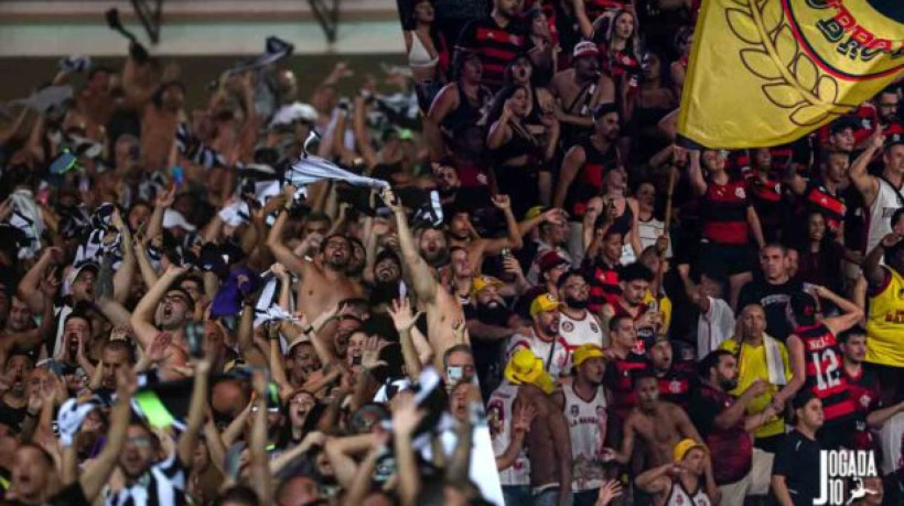 Com praticamente todos setores à disposição, o Rubro-Negro recebe o Corinthians nesta quarta-feira, no Maracanã, pela ida da semifinal da Copa