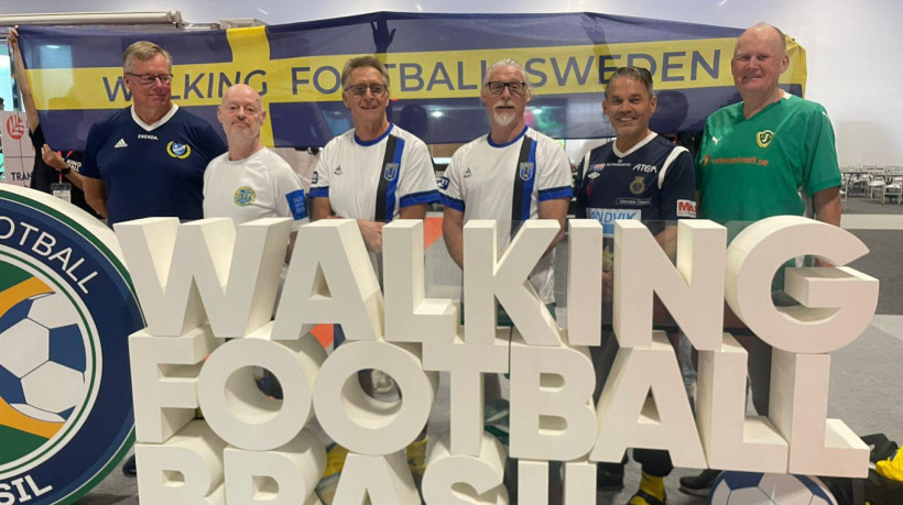 Atletas da seleção sueca de Walking Football em evento no Brasil