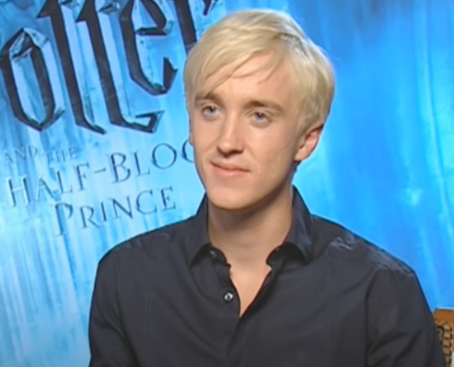 Reportagem do jornal britânico Daily Mirror mostra que, proporcionalmente, o ator Tom Felton - que interpretou o vilão Draco Malfoy - faturou mais alto do que Daniel Radcliffe, que viveu Harry Potter - o maior nome da saga. 