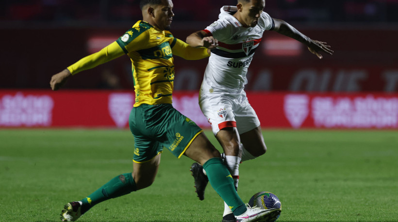 O Cuiabá vai enfrentar o São Paulo; veja onde assistir ao vivo ao jogo do Brasileirão.