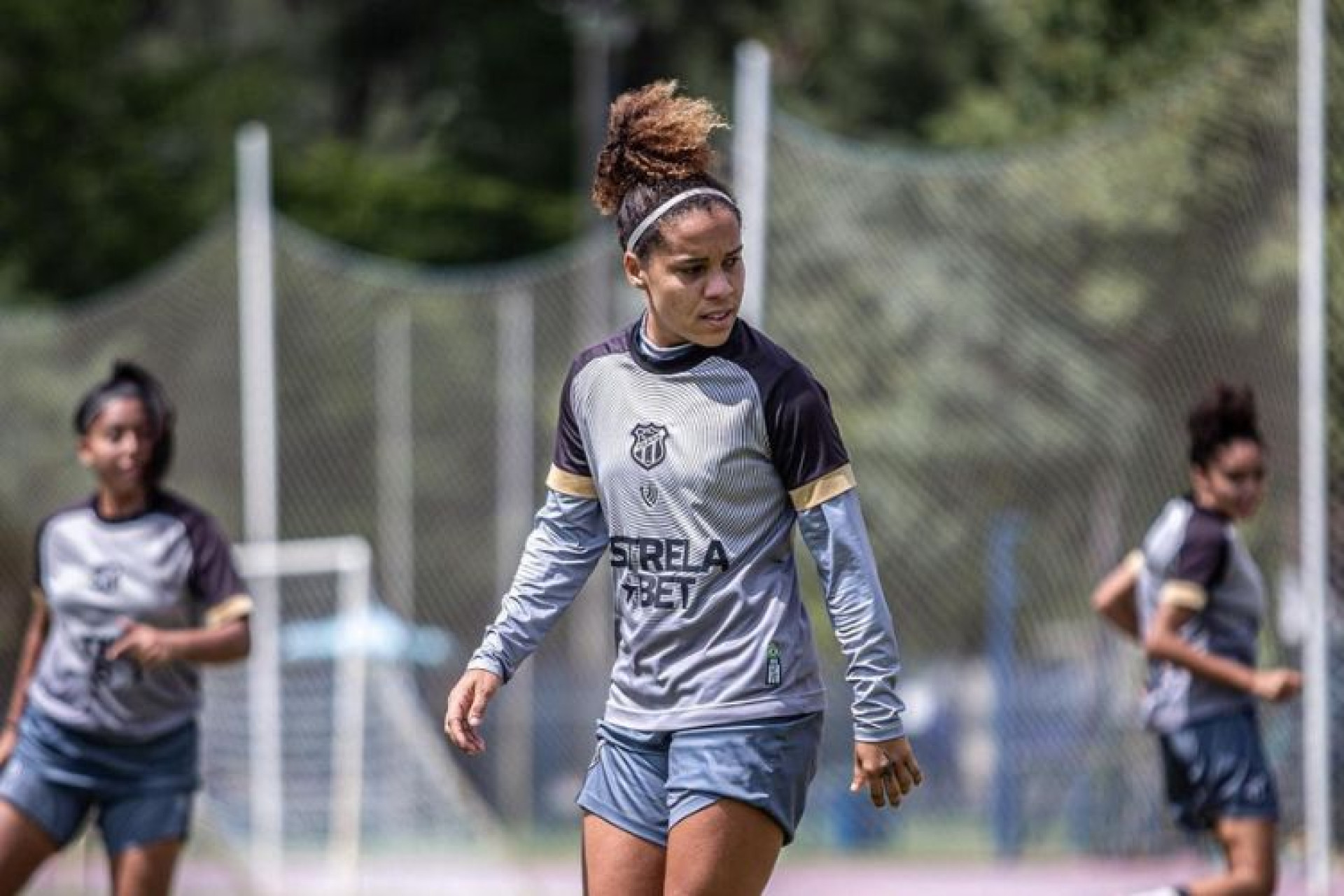 Maria Luiza defendeu o Ceará na temporada 2023 e conquistou o título do Campeonato Cearense com o time.  (Foto: Gabriel Silva/Ceará SC)