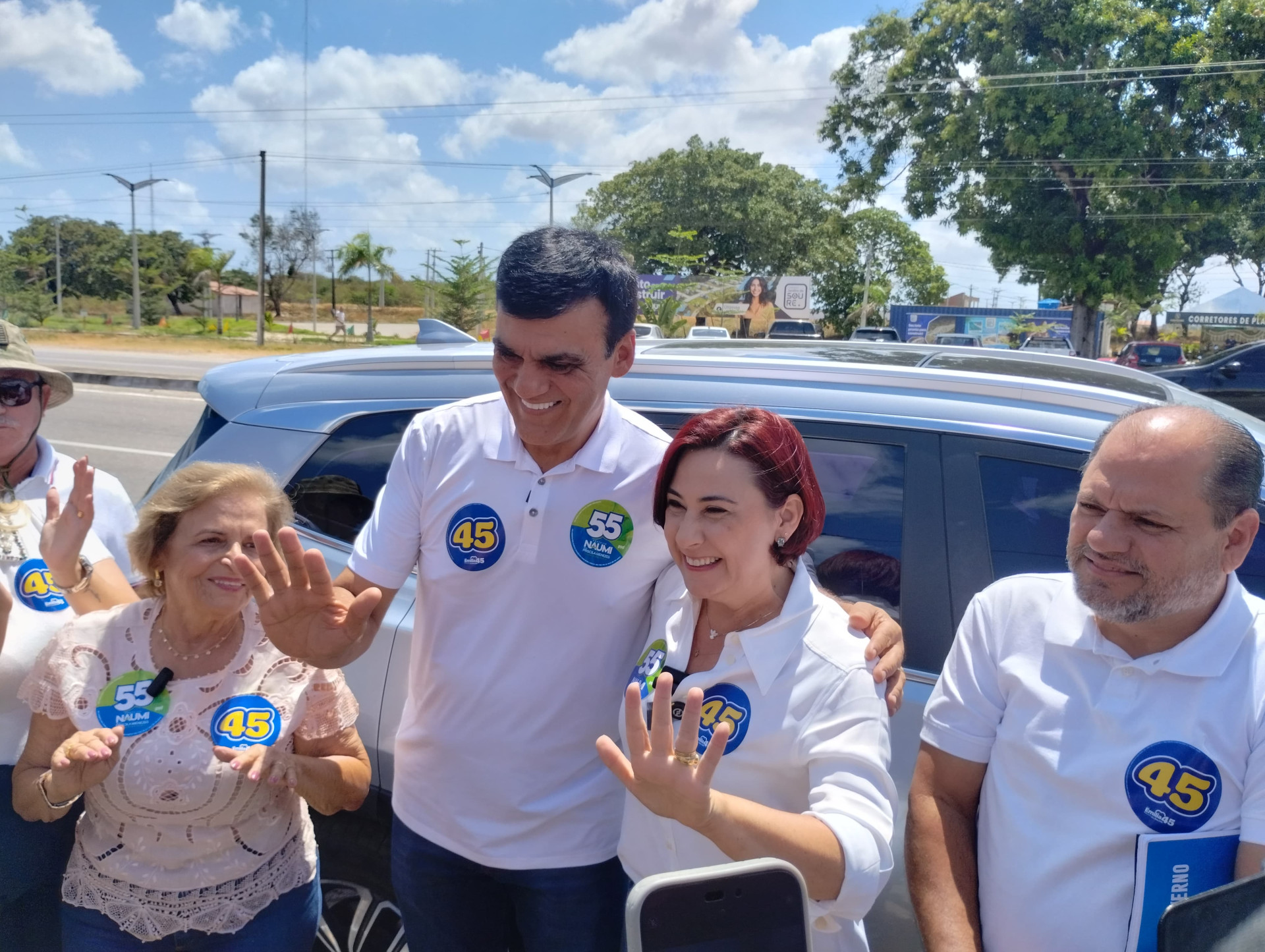 Emilia Pessoa (PSDB) declarou apoio a Naumi Amorim (PSD), candidato a prefeito de Caucaia (Foto: Guilherme Gonsalves/O POVO)