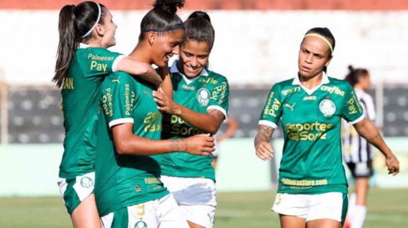 Partida entre Palmeiras e Santos, válida pela décima rodada do Campeonato  Brasileiro Feminino, no Estádio Jayme Cintra, em Jundiaí-SP. (Foto: Fabio Menotti/Palmeiras/by Canon)