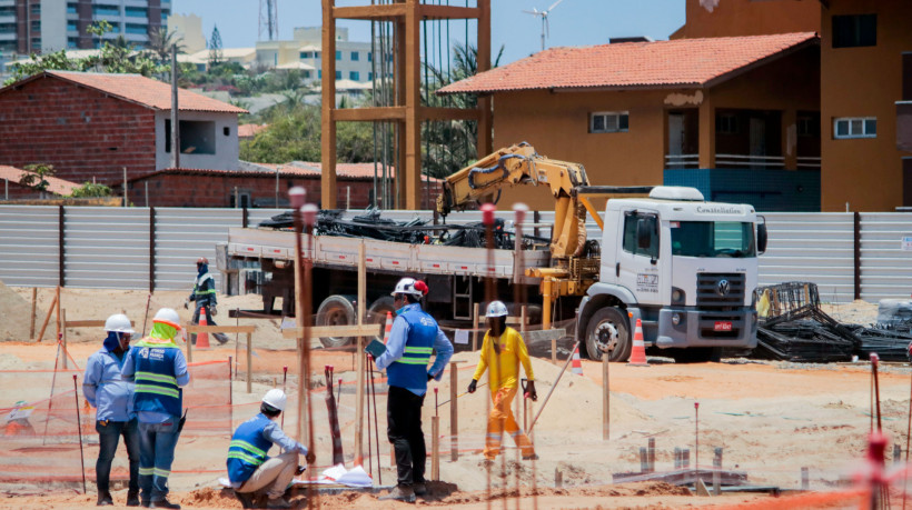 Obras do data center Mega Lobster deverão ser concluídas em 2025. (Foto: Samuel Setubal/ O Povo)