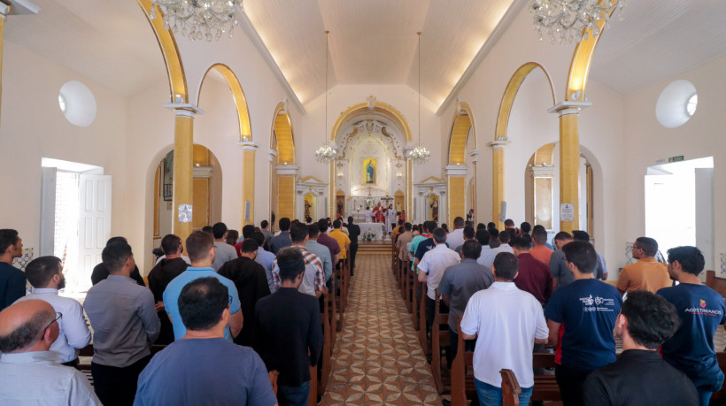 FORTALEZA, CEARÁ, BRASIL, 18-10-2024: Missa com dom Gregório marca os 160 anos do Seminário da Prainha. (Foto: Samuel Setubal/ O Povo)