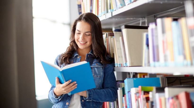 Armazenar o conteúdo estudado na memória é essencial para um bom desempenho no Enem (Imagem: Ground Picture | Shutterstock)