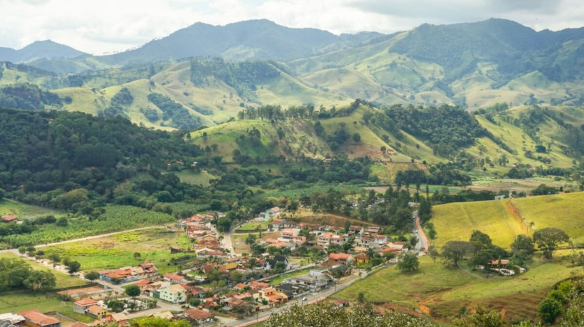 Muito ar puro e esplendor da natureza permeiam cada atrativo de São Bento do Sapucaí (Imagem: Ricardo de O. Lemos | Shutterstock)