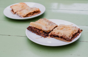 FORTALEZA-CE, BRASIL, 22-10-2024: Doces árabes. Na foto, a cafeteria Chacra. (Foto: Fernanda Barros/ O Povo)