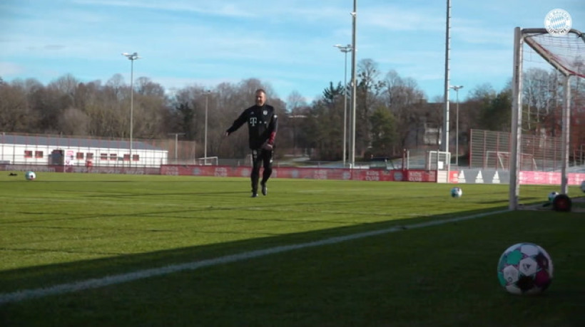 Hansi Flick reencontra Bayern de Munique na UEFA Champions League