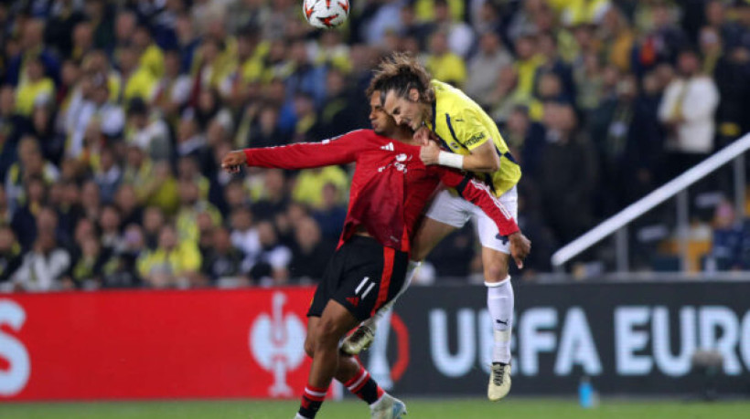 Empate pela terceira rodada da Liga Europa, em Istambul, é a sexta partida consecutiva sem vitória dos Red Devils