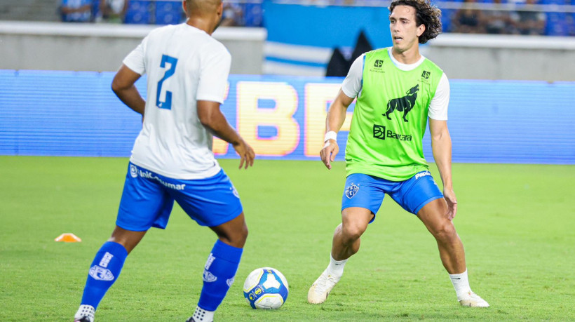 Nicolas, atacante do Paysandu, antes de jogo válido pela Série B