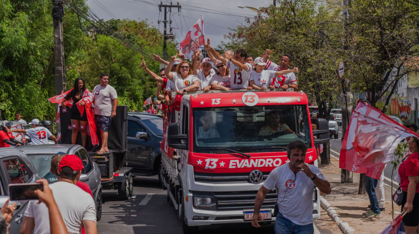 Carreata de Evandro Leitão, na Messejana, um dia antes do 2º turno das eleições de 2024