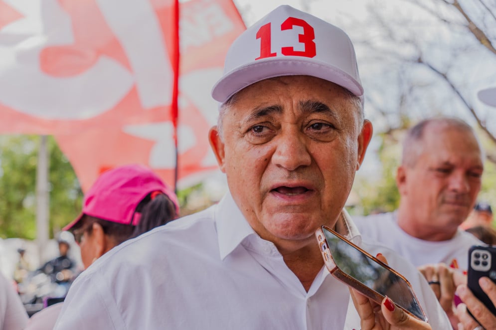 Deputado José Guimarães já planeja novos voos(Foto: FERNANDA BARROS)