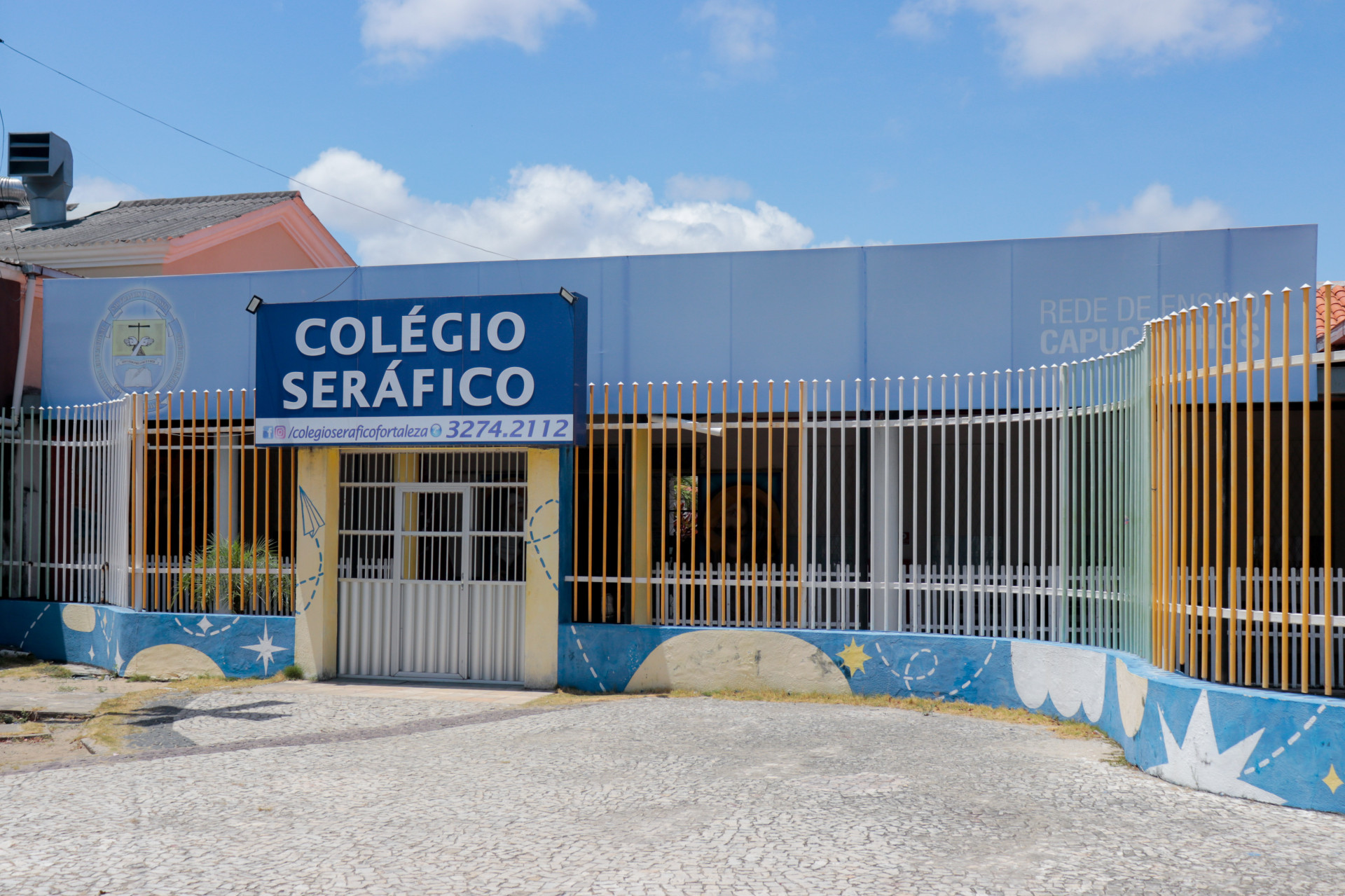  O Colégio do Seminário Seráfico, em Messejana, anuncia o encerramento das atividades escolares (Foto: Samuel Setubal/ O Povo) (Foto: Samuel Setubal)