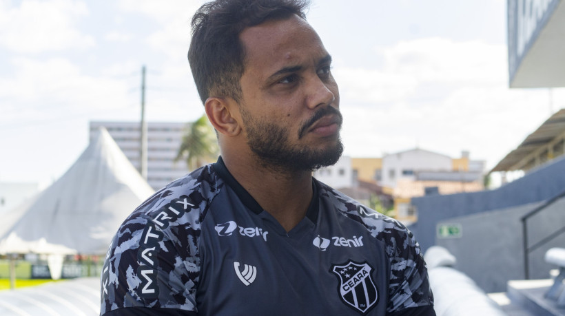 Fortaleza- CE, Brasil, 01-11-24: João Paulo Lourenço, jogador do Ceará, concede entrevista especial.(Foto: Lorena Louise/ Especial para O POVO)







