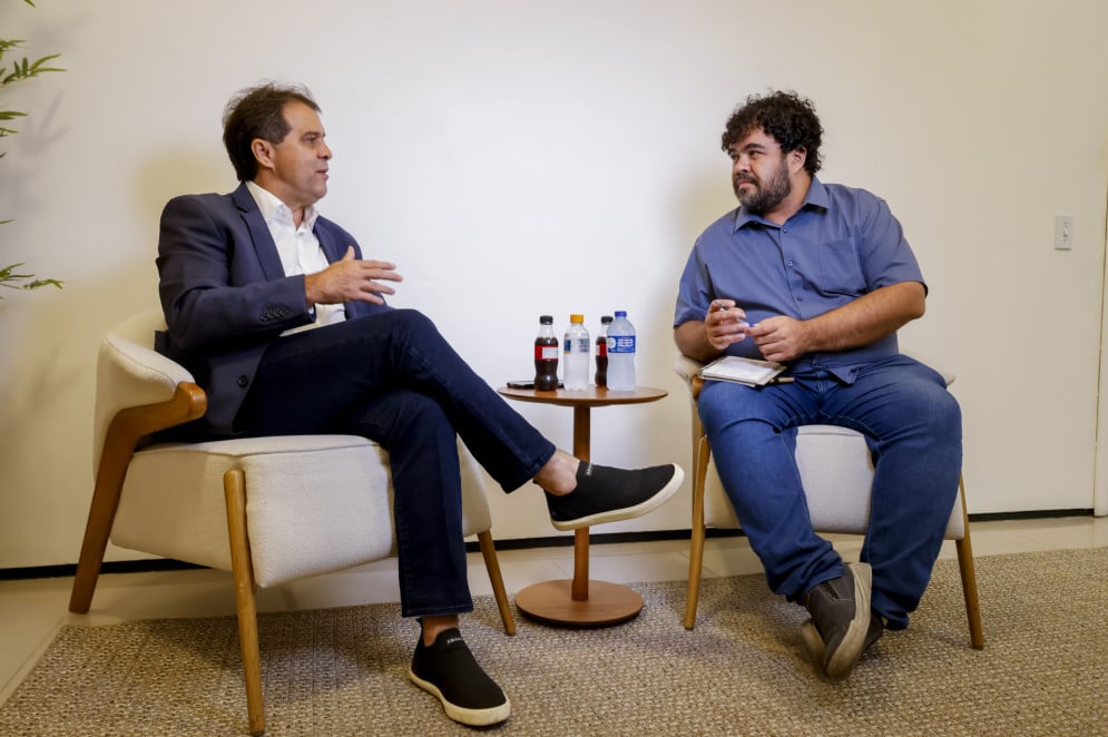 Evandro Leitão conversou com o jornalista Érico Firmo, editor-chefe de Política do O POVO(Foto: AURÉLIO ALVES)